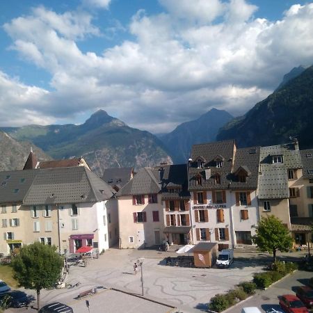 Studio Center Bourg D'Oisans Le Bourg-dʼOisans エクステリア 写真